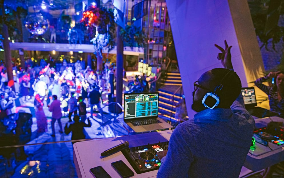 Celebrity Cruises, Celebrity Apex, Eden Silent Disco ©CEL.jpg